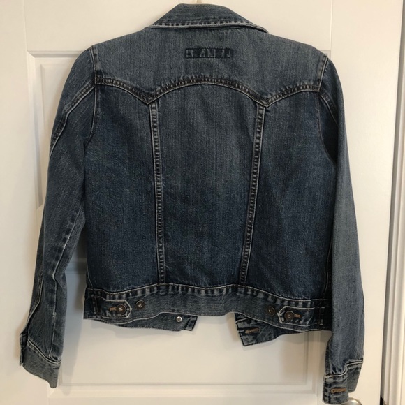Women’s Gap Denim Jacket - Picture 3 of 5